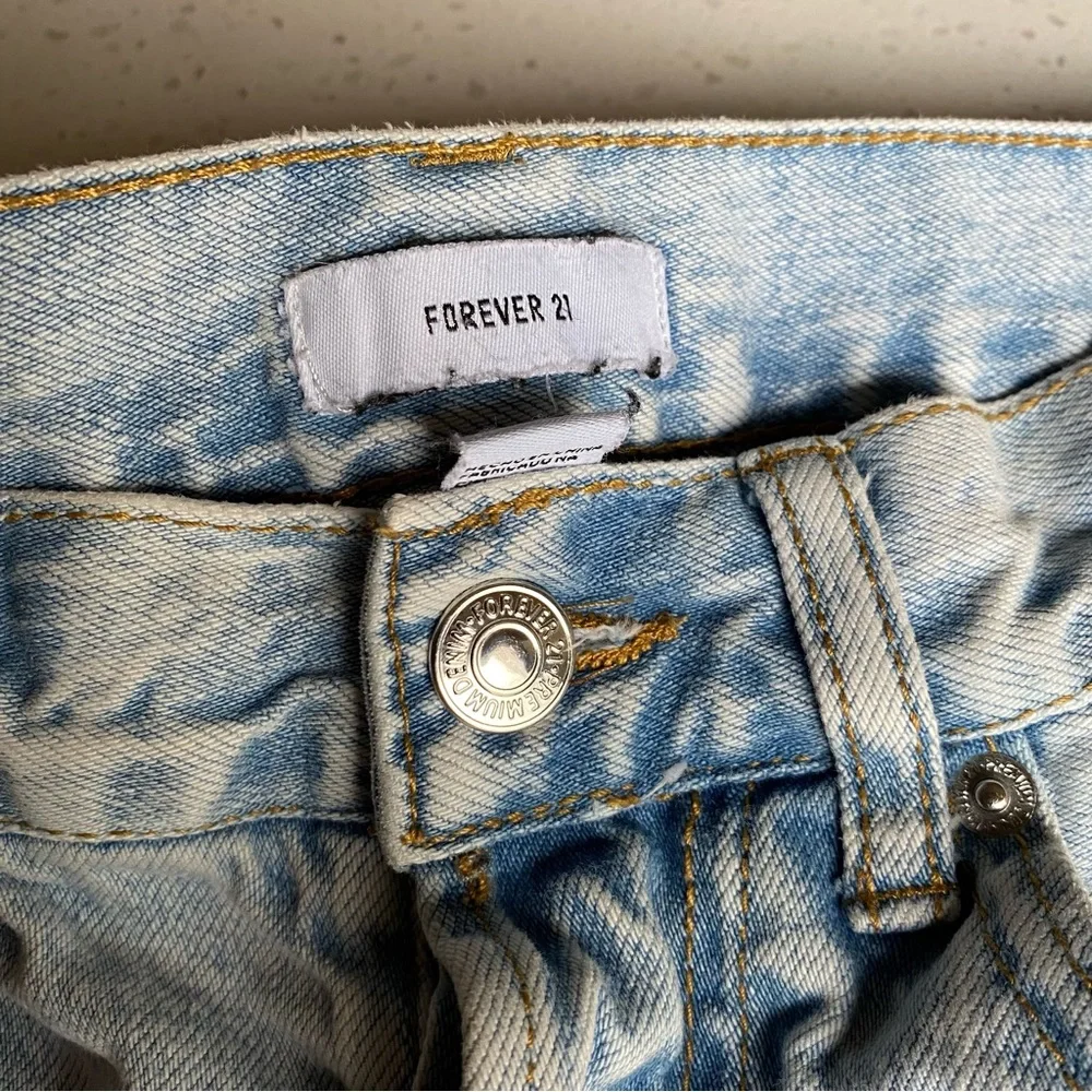 Forever 21 | Women’s High Waist Jeans | Size 28 (M) | - Picture 3 of 11